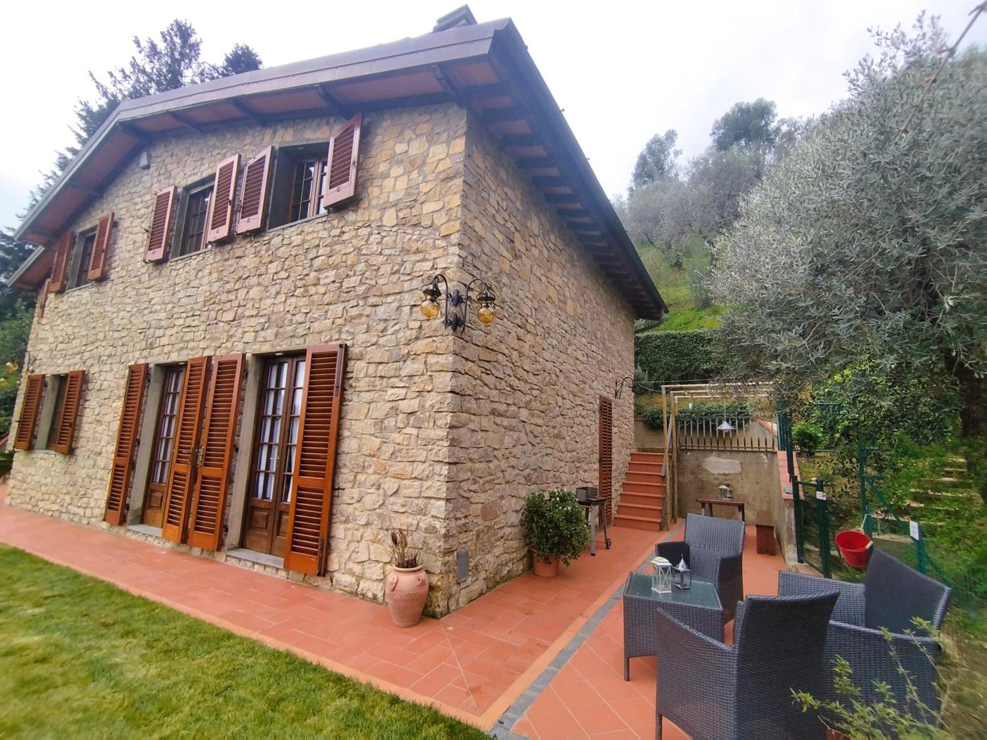 Villa Camelia Tuscany Pescia Exterior photo